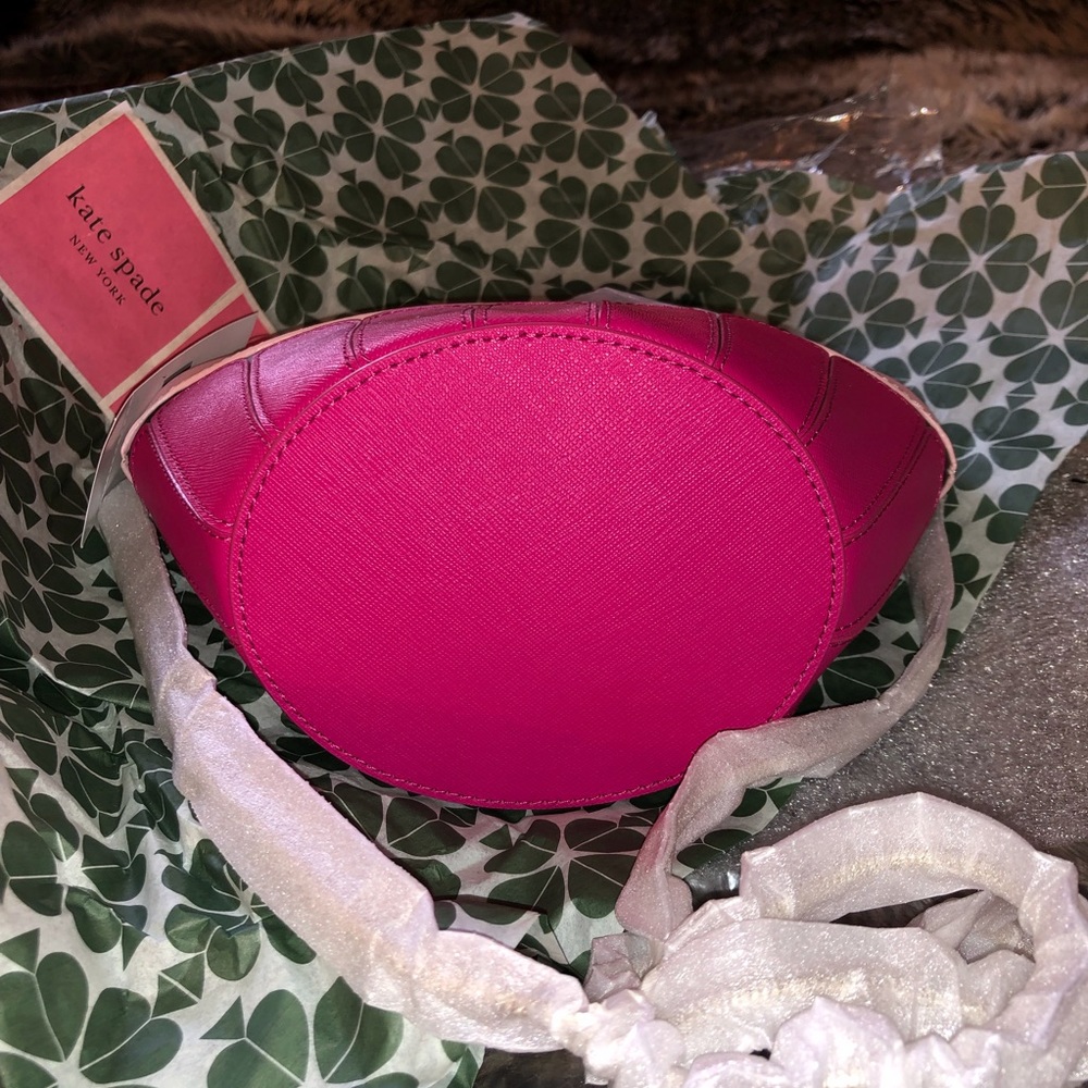 Kate Spade Cupcake Crossbody Rare NWT - Picture 3 of 8